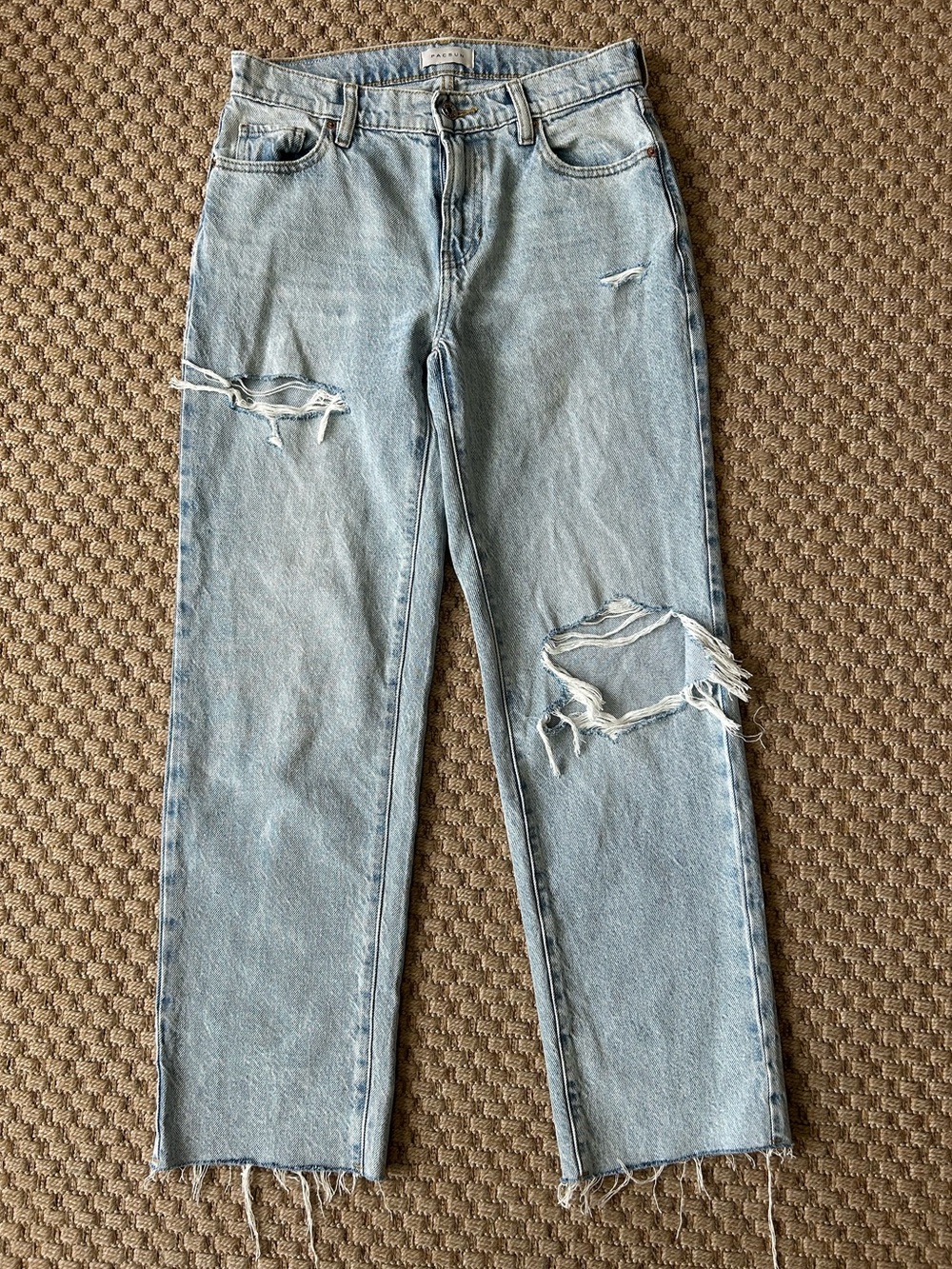 Pacsun 90s Straight Leg Light Wash Distressed Jeans Raw Hem